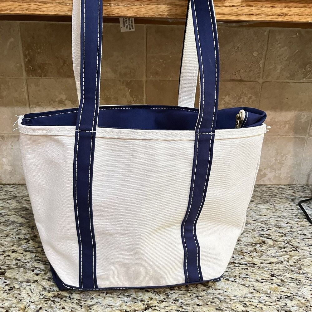 LL Bean Boat and Tote Canvas Bag Zip Top Navy Blue 12x12 Shopper Made USA Unused